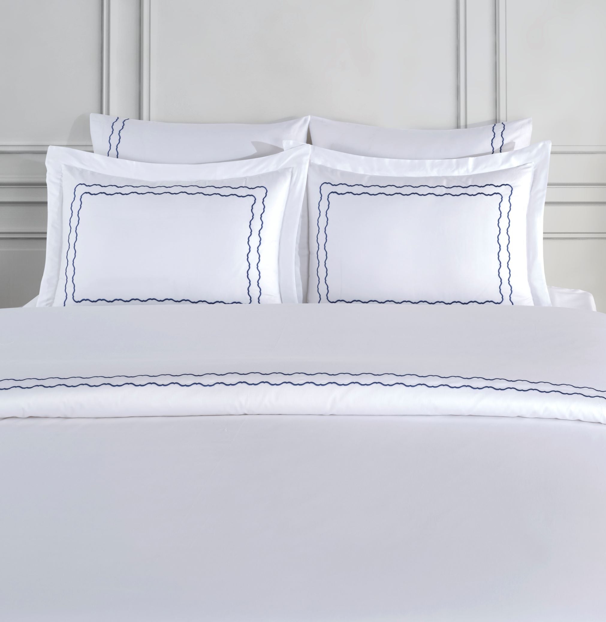 Müzeyyen Duvet Cover - Blue